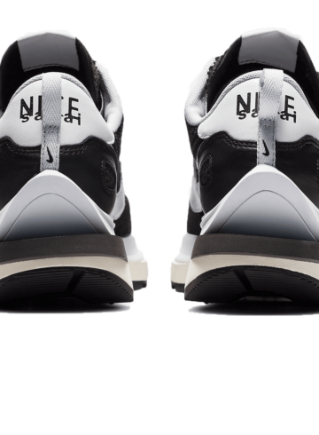 Nike - Nike Vaporwaffle sacai Black White