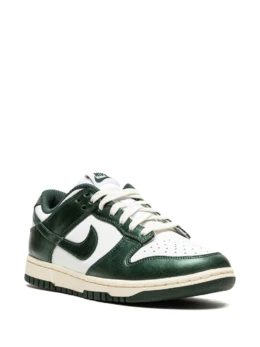 Nike - Nike Dunk Low Vintage Green